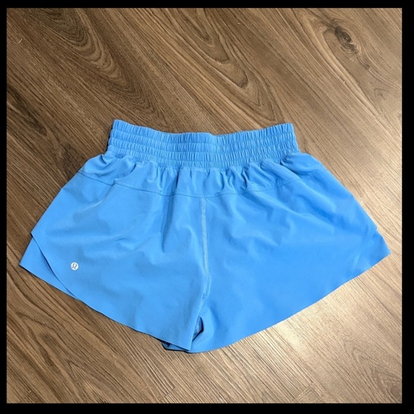 Lululemon Shake It Out High-Rise Running Shorts - Pool Party - Size S - Picture 4 of 5